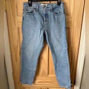 Levi’s Women’s Classic Blue Denim Jeans